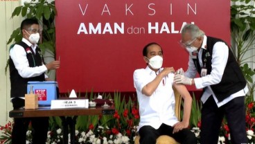 Simak! Ini Daftar Lengkap Penerima Vaksin Covid-19 Perdana Selain Jokowi