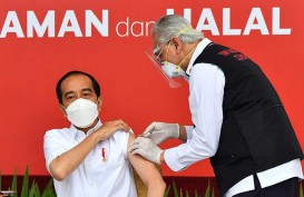 Unggah Kartu Vaksinasi Covid-19, Jokowi Disuntik Dosis Kedua Vaksin 27 Januari