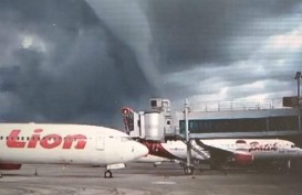 Fenomena Awan Mirip Gelombang Tinggi Muncul di Bandara Yogyakarta