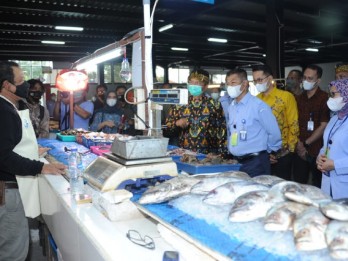 PIM Soreang Hadirkan Ikan untuk Warga yang Jauh dari Laut