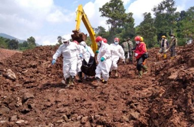 Korban Meninggal Longsor Sumedang Jadi 28 Orang, 12 Masih Hilang