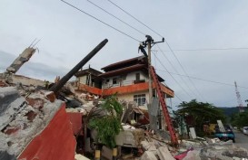 PLN Aktifkan Kembali 528 Gardu Listrik Setelah Gempa Sulbar 