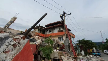 PENANGGULANGAN BENCANA : Mencegah Kerugian Makin Besar