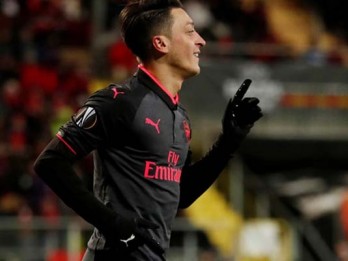 Mesut Ozil Resmi Tinggalkan Arsenal, Gabung ke Fenerbahce
