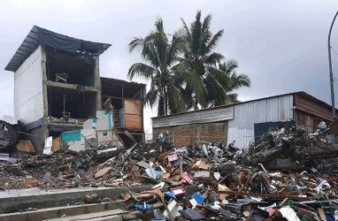 Basarnas Evakuasi 90 Korban Meninggal Akibat Gempa di Sulbar
