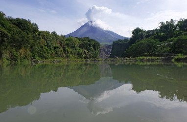 Letusan Merapi ke Arah Barat, Warga Mulai Antisipasi