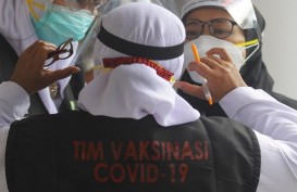 PENGENDALIAN COVID-19 : 122.617 Nakes di Jateng Disuntik Vaksin