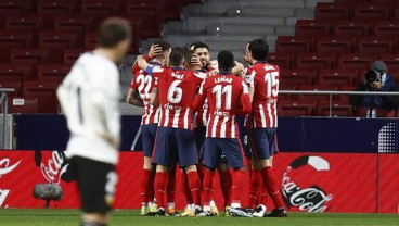 Hajar Valencia, Atletico Makin Jauh Tinggalkan Real Madrid di La Liga