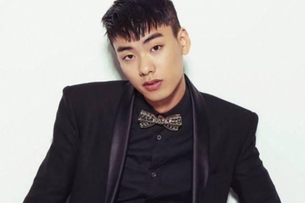 Rapper Korea, Iron ditemukan tewas bersimbah darah di sekitar apartemennya./allkpop