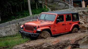 Jeep Gladiator Resmi Mengaspal di Indonesia, Dibanderol Rp1,98 Miliar