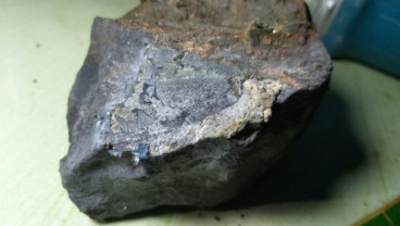 ITERA : Benda yang Jatuh di Lampung Tengah, Batu Meteor