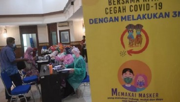 Vaksinasi Covid-19 Tahap I, 493.133 Tenaga Kesehatan Terima Dosis Pertama