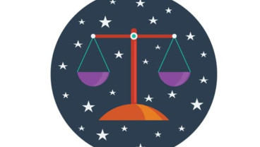 Simak Ramalan Zodiak di Bulan Kasih Sayang 