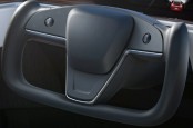 Percepat Swakemudi, Setir Tesla Model S dan X Dibuat Mirip F1