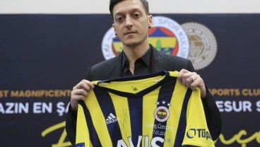 Debut Ozil Berbuah Manis, Bawa Fenerbahce Menang di Liga Turki