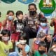 Kapolsek Palmerah Motivasi Anak-anak Pakai Masker