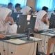 SKB 3 Menteri soal Seragam Sekolah, Mendikbud Tak Revisi Permendikbud Pakaian Muslimah