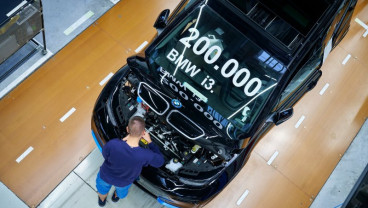 Penjualan Mobil Hybrid dan Listrik di Eropa Naik 3 Kali Lipat Tahun Lalu  