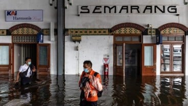 Langganan Banjir, Stasiun Tawang Tak Bisa Dirombak Begitu Saja