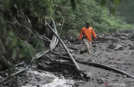 Warga Benahi Kerusakan Akibat Lahar Merapi