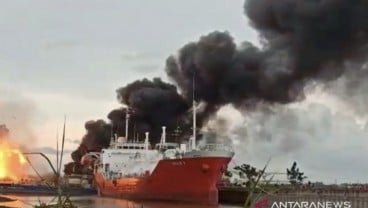 Boom! Kapal Tanker Milik Anggota DPR Terbakar, Ini Videonya