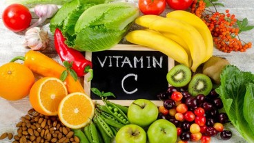 Vitamin C Disebut Tak Signifikan Kurangi Gejala Covid-19. Bagaimana Vit. D?