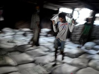 Bukan Revisi, Aturan Fasilitas Impor Bahan Baku Gula Malah Diminta Dicabut