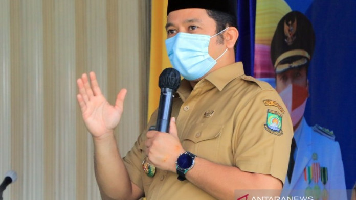 Imbau Warga Tidak Takut Vaksin, Wali Kota Tangerang : Tidak Ada Gejala Buruk