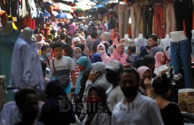 DKI Targetkan 10.000 Pedagang Pasar Divaksin Covid-19 Pekan Ini