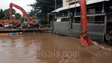 INFO BANJIR JAKARTA: Siaga 3, Tinggi Muka Air Pulogadung 590 CM