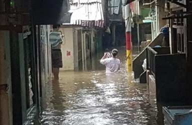 Miris! Warganet Unggah Foto-foto Banjir Jakarta Hari Ini