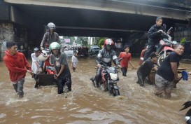 Jalan Tol Kebanjiran, YLKI Minta agar Operator Tak Berlakukan Tarif