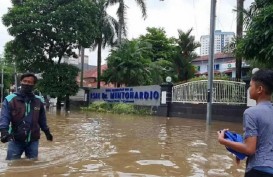 Anies Siaga Potensi Banjir di Pesisir Utara Jakarta