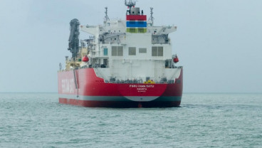 Kapal Pendukung PLTGU Cilamaya Telah Bersandar di Pelabuhan Patimban