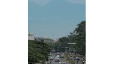 Gede Pangrango Terlihat Lagi dari Kemayoran, Netizen: Fix Asli! Bukan Tempelan