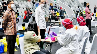 5 Juta Guru Divaksin Covid-19, Jokowi Harap Belajar Tatap Muka Juli 2021