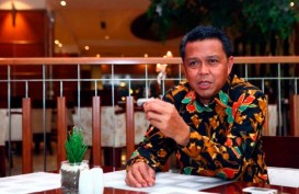 OTT KPK, Foto-Foto Nurdin Abdullah Saat dibawa KPK ke Jakarta