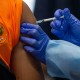 Pemerintah Beri Lampu Hijau Vaksin Gotong Royong, Ini Komentar Juru Wabah