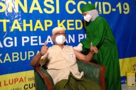 Alhamdulillah! Gus Mus Sudah Divaksin Covid-19