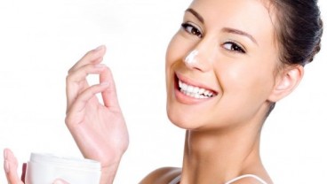 Tips Aman Memilih Produk Perawatan Kulit 