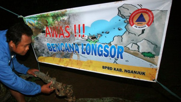 SUARA PEMBACA : Karakter Khas Musim