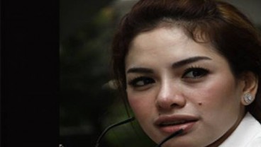 Silang Pendapat Nikita Mirzani hingga Ravio Patra soal UU ITE