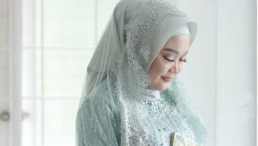 Sambil Menahan Tangis, Teddy Syach Ungkap Kondisi Rina Gunawan Sebelum Meninggal 