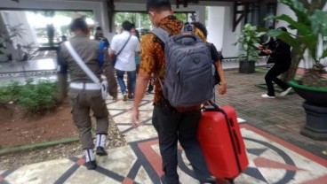 KPK Geledah Kantor Gubernur Sulsel, Sejumlah Dokumen Diamankan