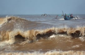 Tim Basarnas Kendari Cari Nelayan yang Hilang di Perairan Selat Tiworo