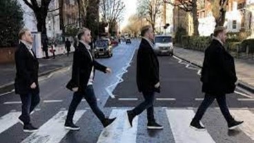 Wow, Papan Penunjuk Jalan Legendaris Abbey Road Laku Rp700 Jutaan