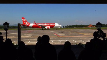 Awak Transportasi Udara Mulai Divaksin, Harapan Pemulihan Menguat 