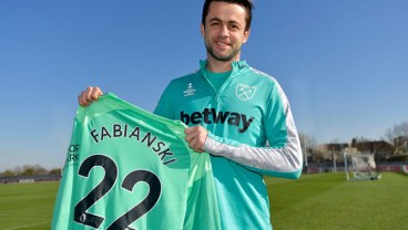 West Ham Perpanjang Kontrak Kiper Lukasz Fabianski