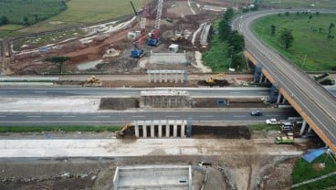 Pembangunan Akses Tol ke BIJB Kertajati Masuk Tahap Pemasangan Girder Jembatan 