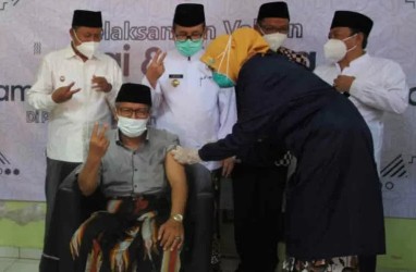 Pondok Pesantren di Jabar Mulai Divaksin Covid-19